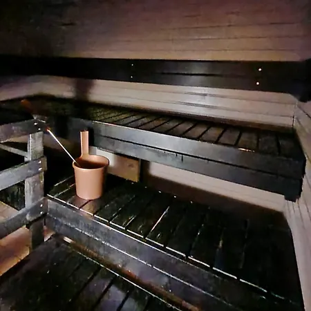 Lilla, Yksioe Omakotitalosta *