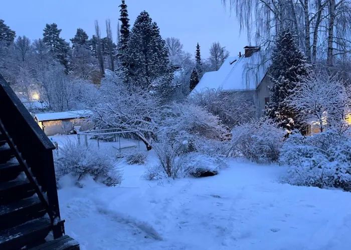 Lilla, Yksioe Omakotitalosta Apartment *